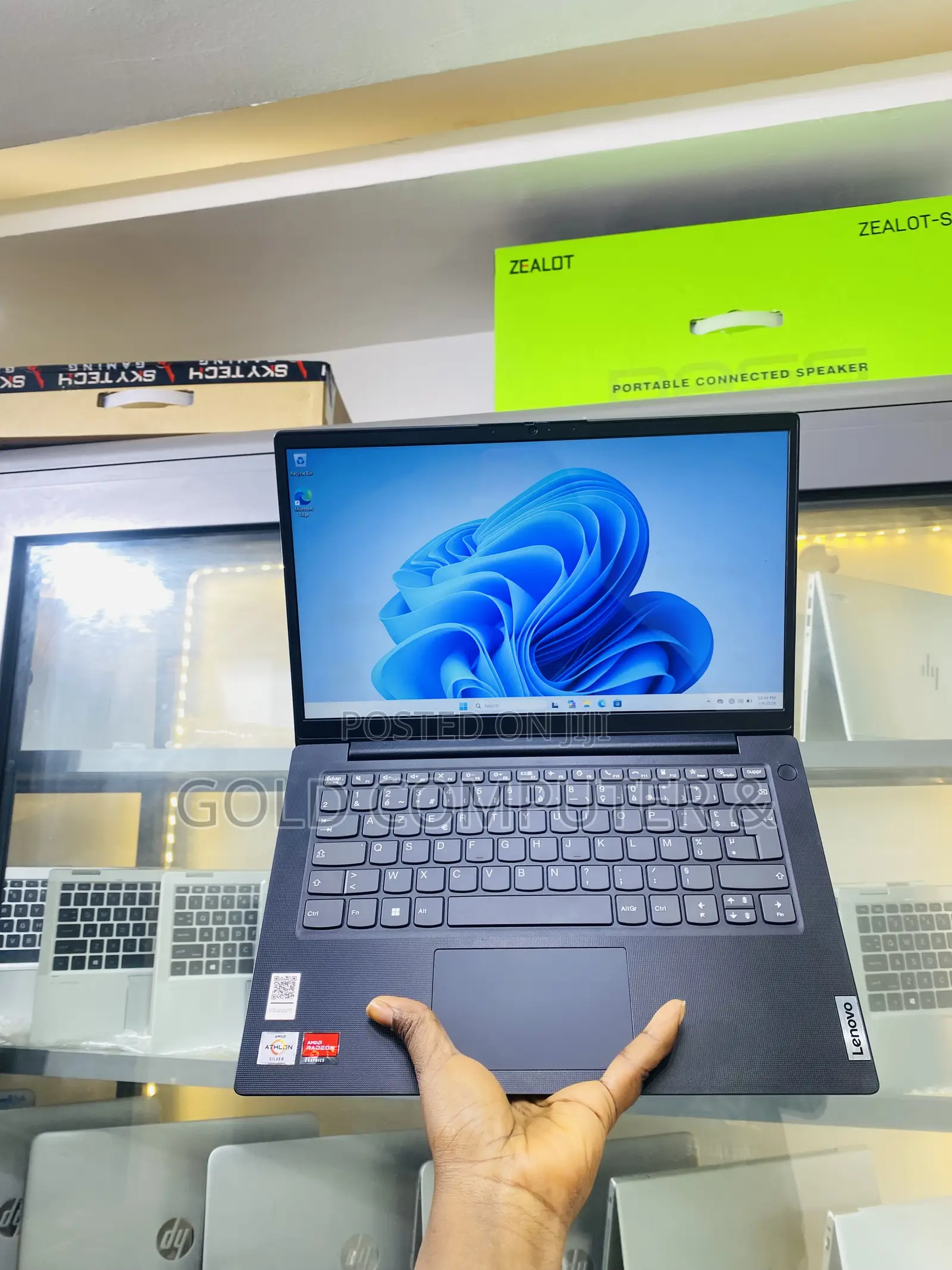 Laptop Lenovo Ideapad V14 IGL 8GB AMD SSD 128GB