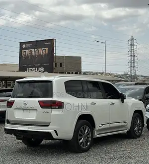 Toyota Land Cruiser 79 Series 2024 White
