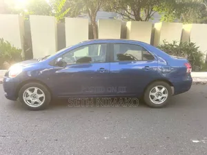 Toyota Yaris 2012 Blue