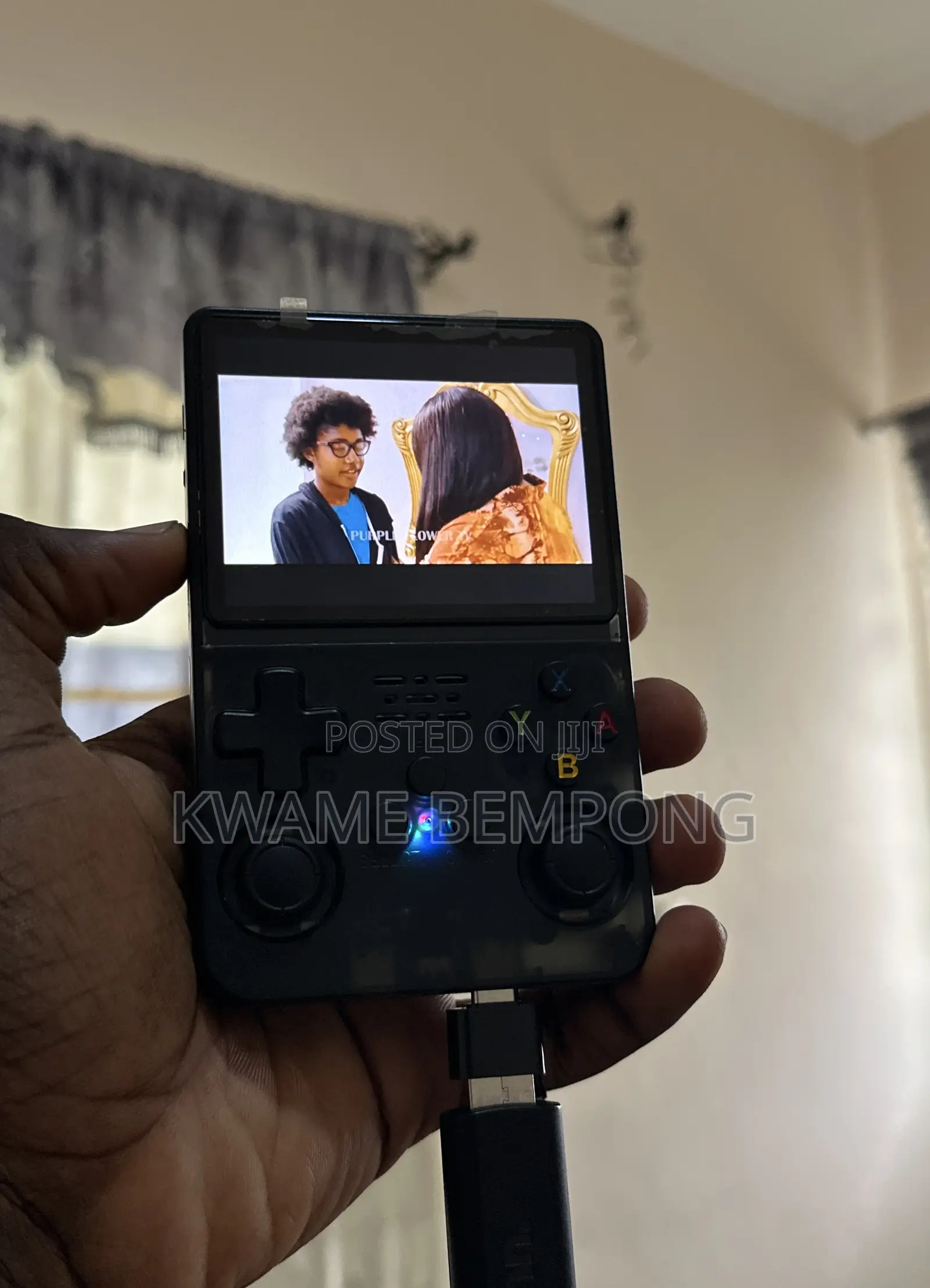 R36 Handheld Console With Multimedia