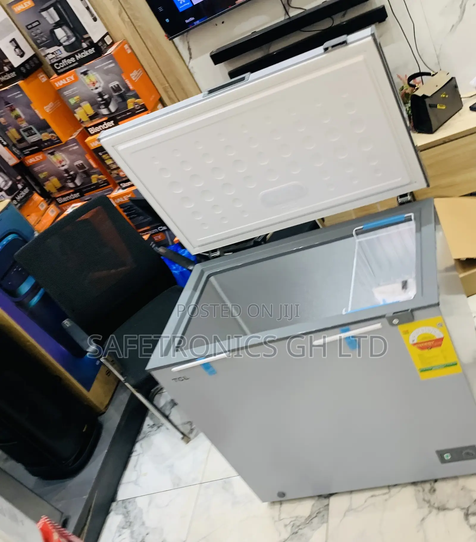 Check Out TCL 200l Chest Freezer Single Door F257cfsl