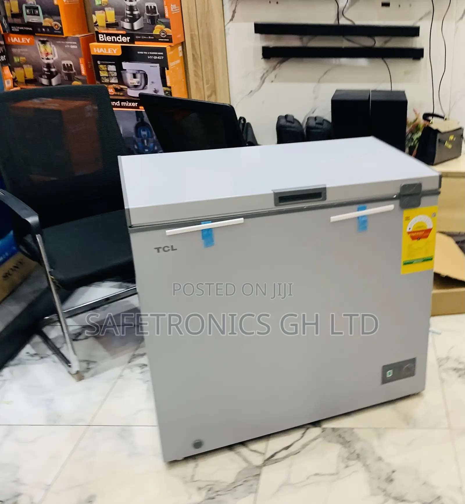 Check Out TCL 200l Chest Freezer Single Door F257cfsl