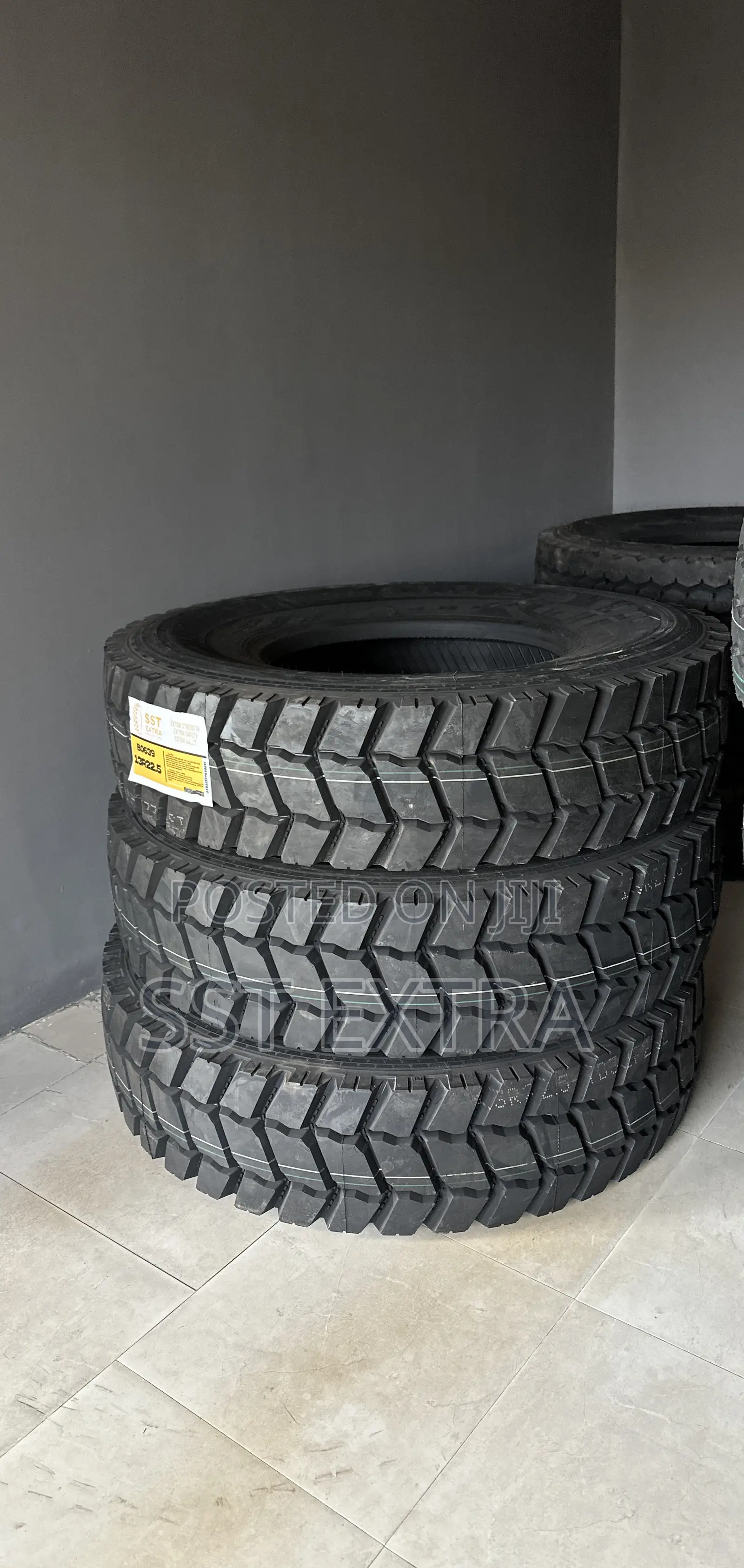 13r22.5 High Quality Tire