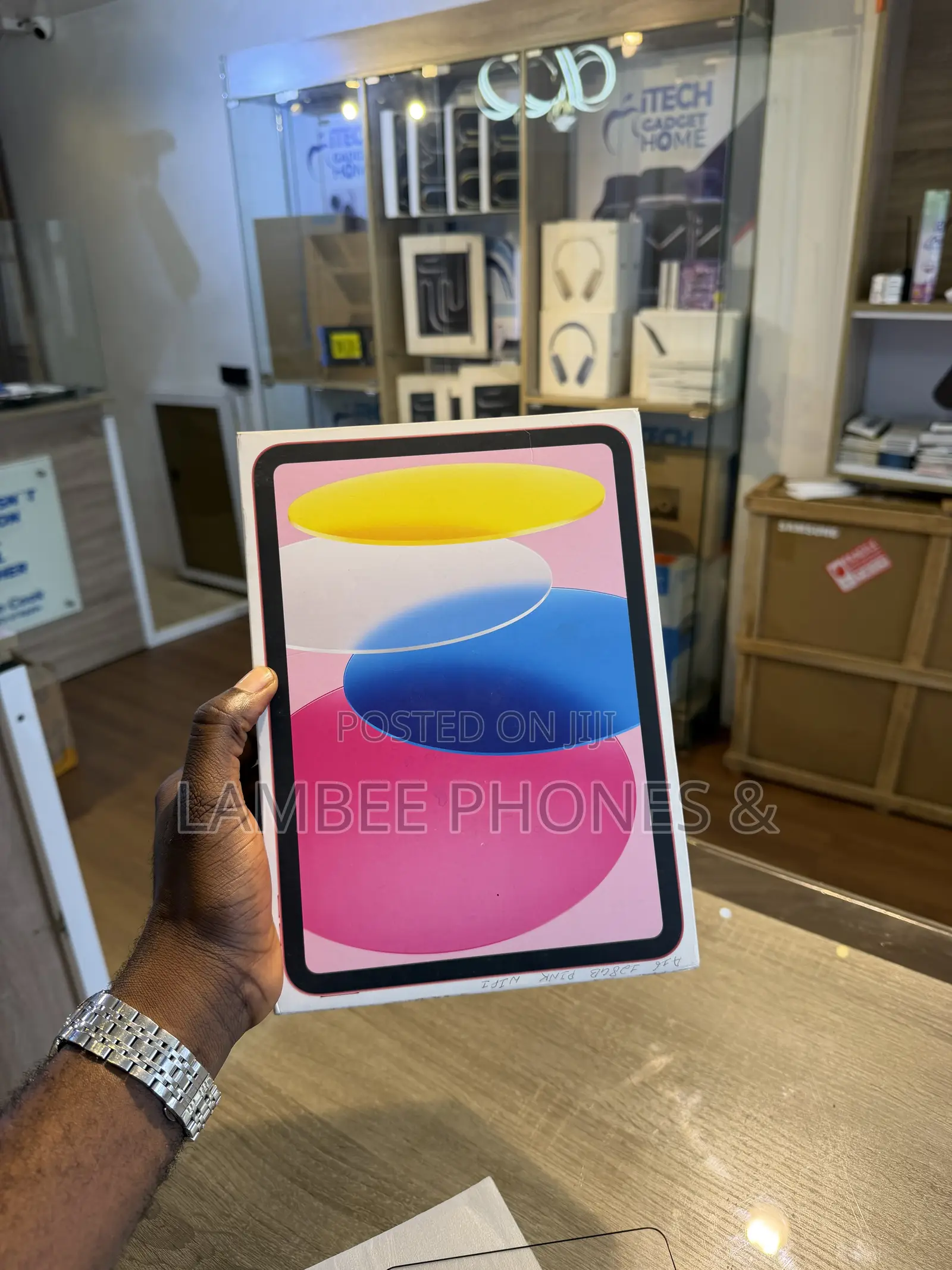New Apple iPad (2025) 128 GB Pink