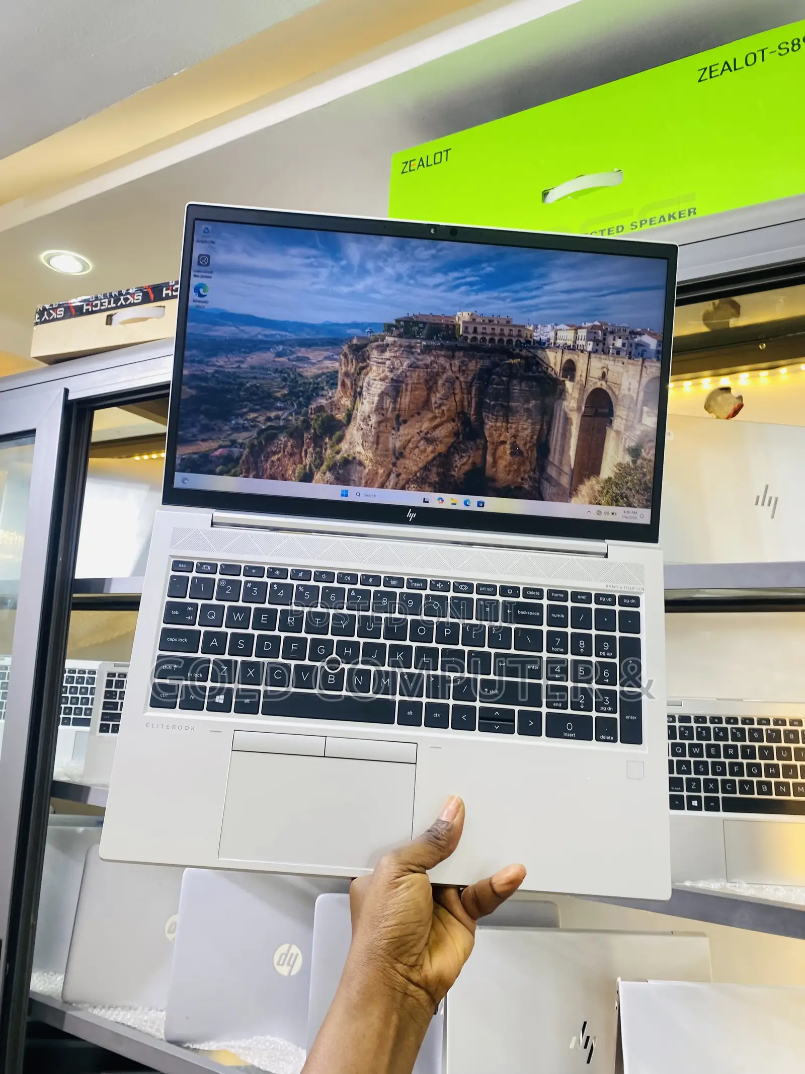 Laptop HP EliteBook 855 G8 16GB AMD Ryzen 7 SSD 256GB