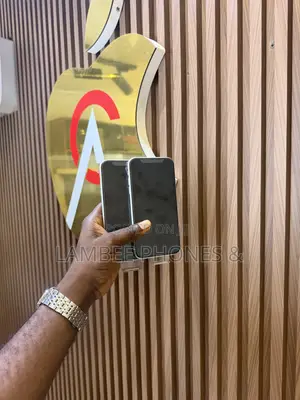 New Apple iPhone XR 128 GB Red