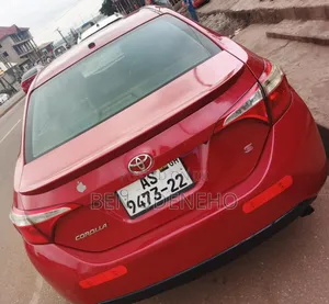 Toyota Corolla 2014 Red