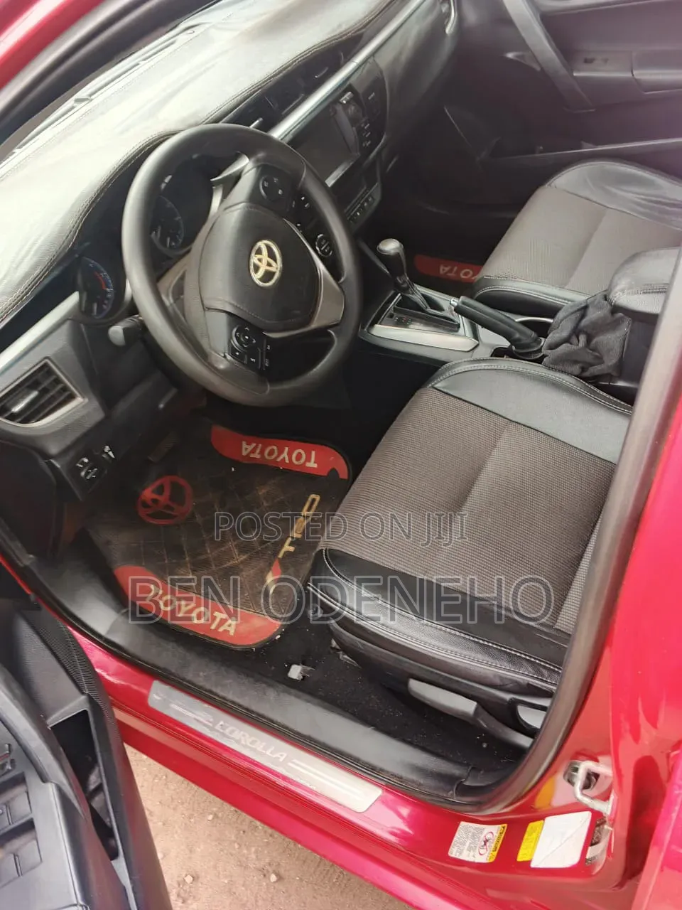 Toyota Corolla 2014 Red