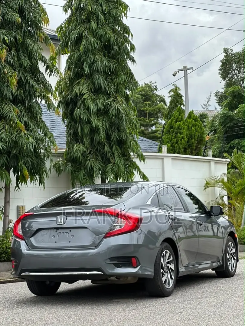 Honda Civic EX Sedan 2020 Gray