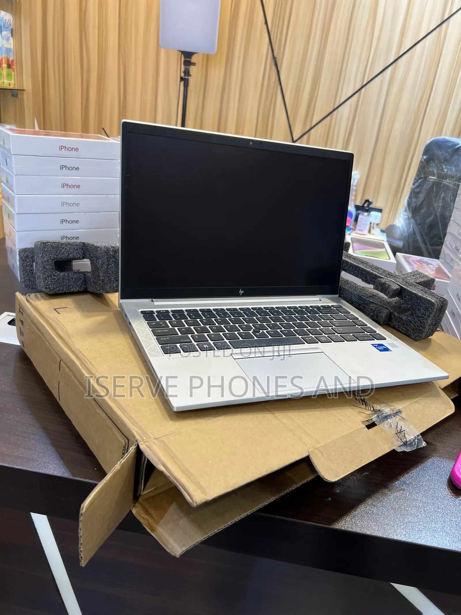 New Laptop HP EliteBook 840 G8 16GB Intel Core i5 SSD 256GB