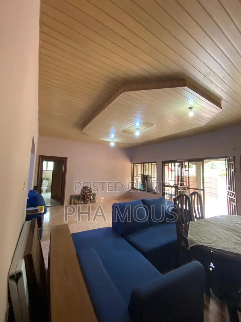 4bdrm House in Mile 7 for rent