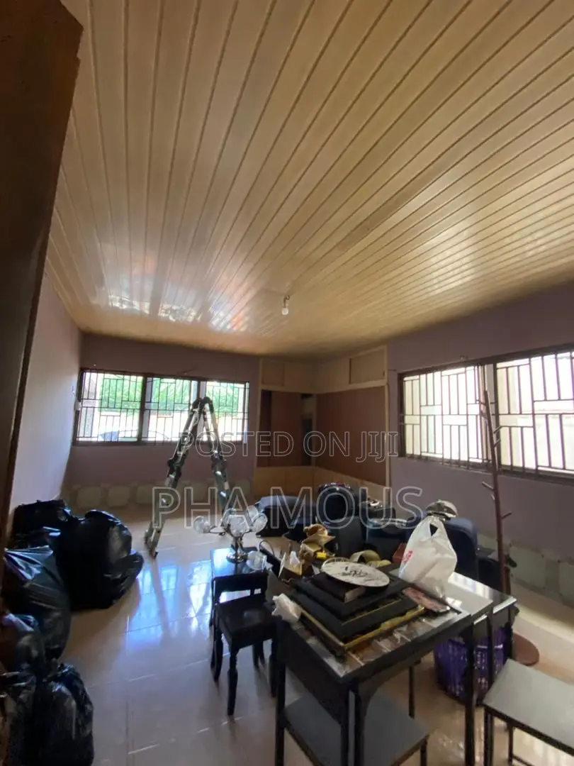 4bdrm House in Mile 7 for rent