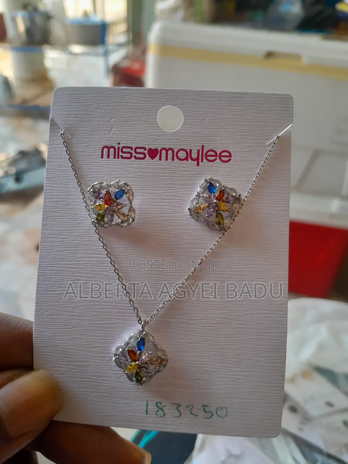 Women's Necklace Set