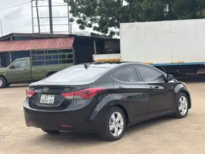 Hyundai Elantra 2013 Black