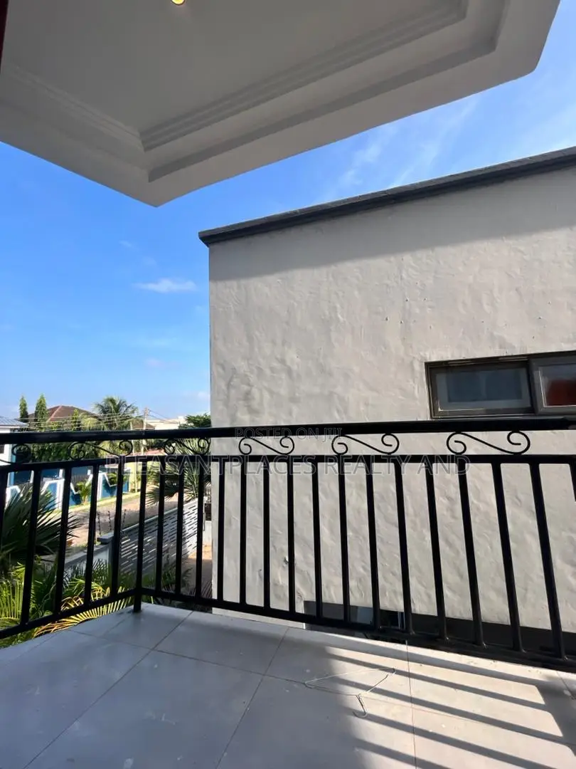 2bdrm Apartment in Pleasantplaces And, Adjiriganor for rent