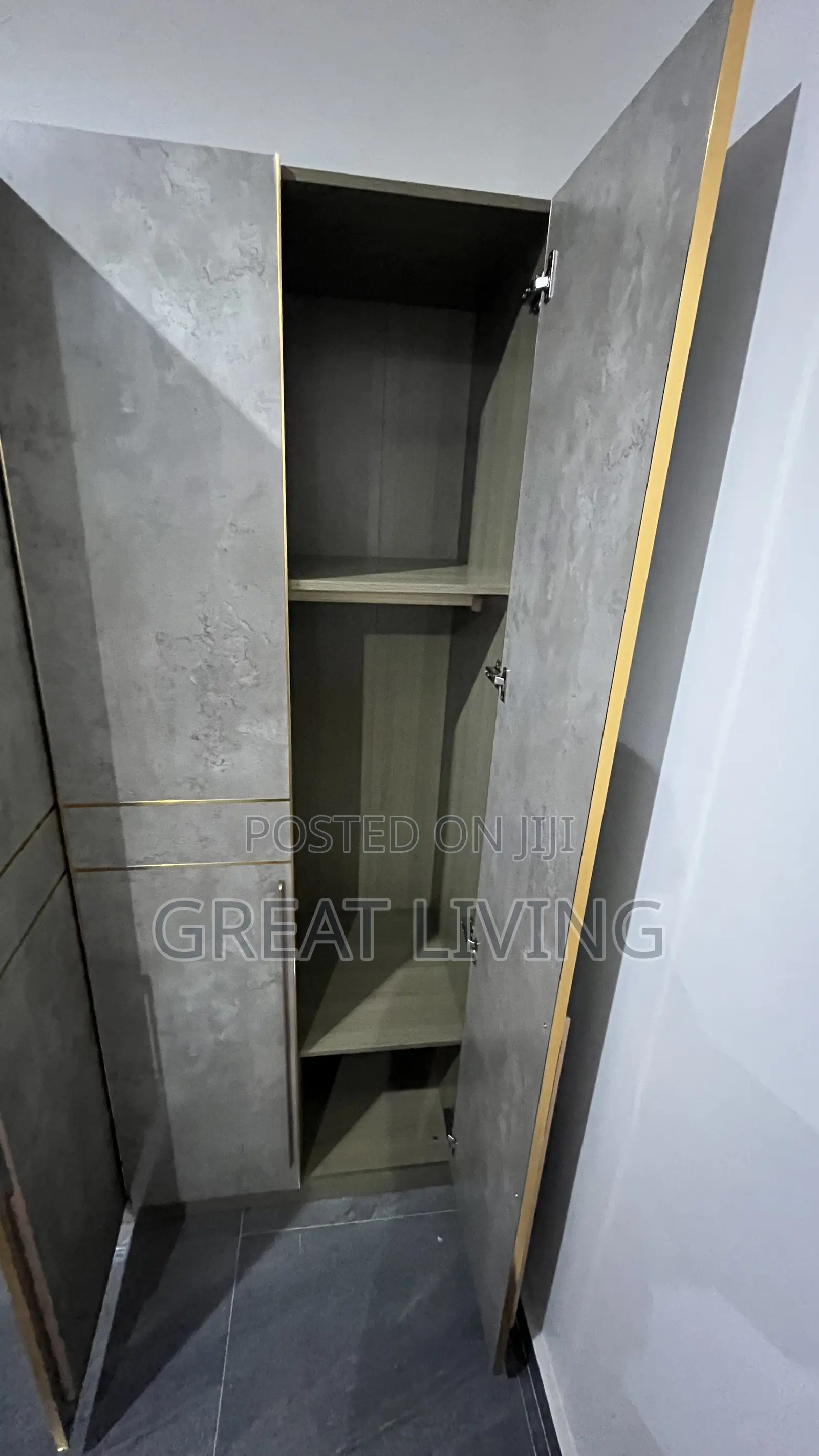 Modern 4-Door Luxury Wardrobe With Drawer –