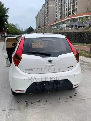 Car 2016 Ivory