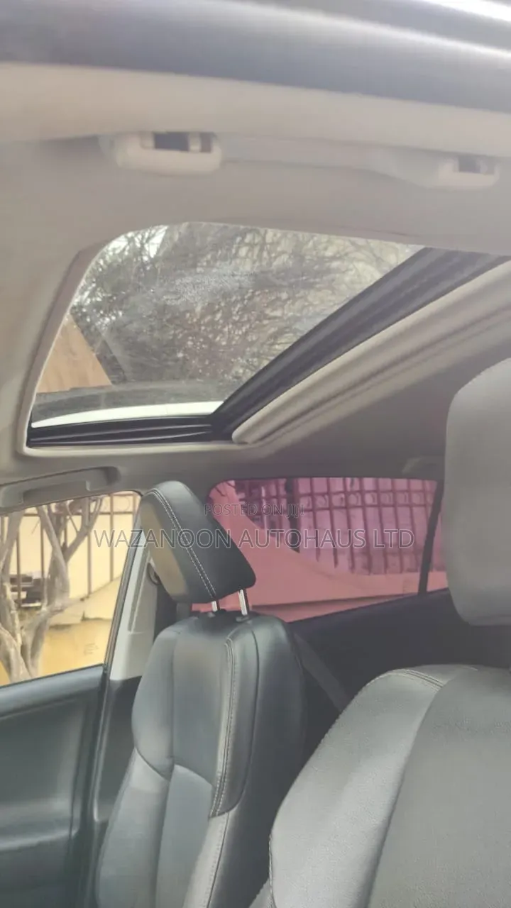 Toyota RAV4 2016 Gray