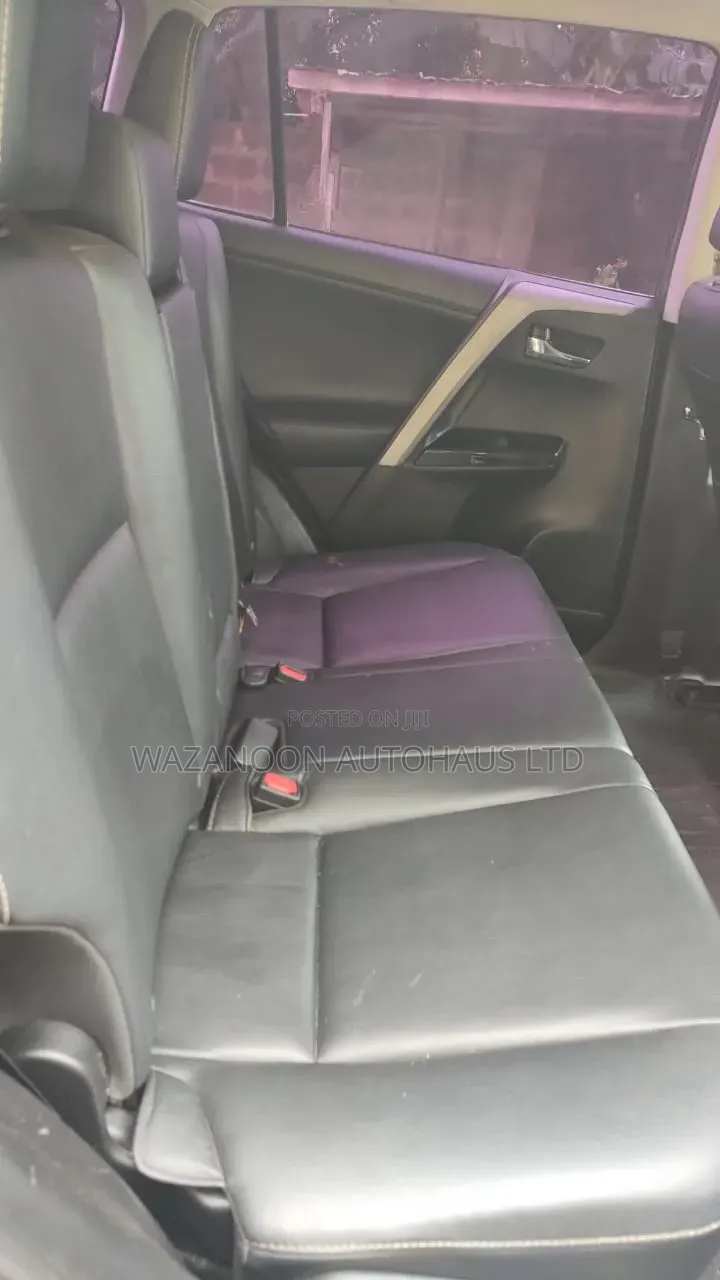 Toyota RAV4 2016 Gray