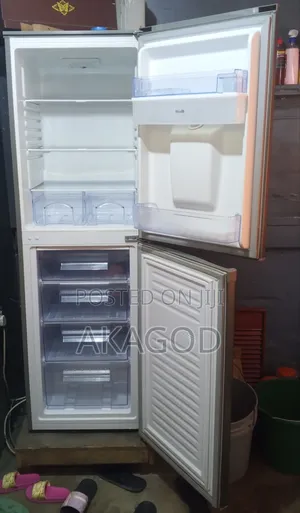 Pearl Double Door Fridge 246ltr Bottom Freezer.