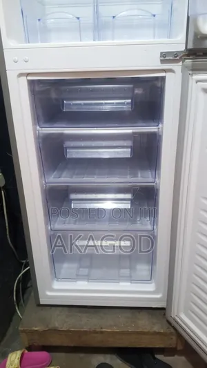 Pearl Double Door Fridge 246ltr Bottom Freezer.