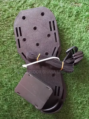 Normal Spike Shoe