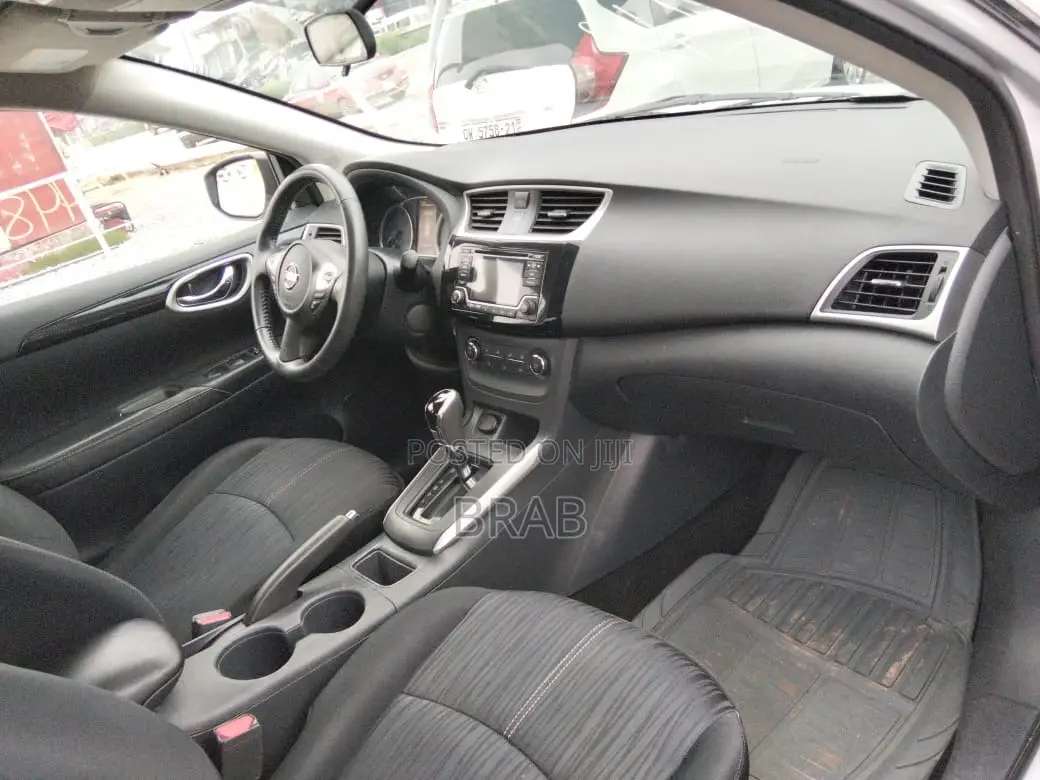 Nissan Sentra SV 2016 Silver