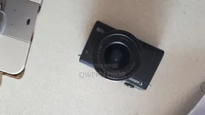 Canon Eos M200