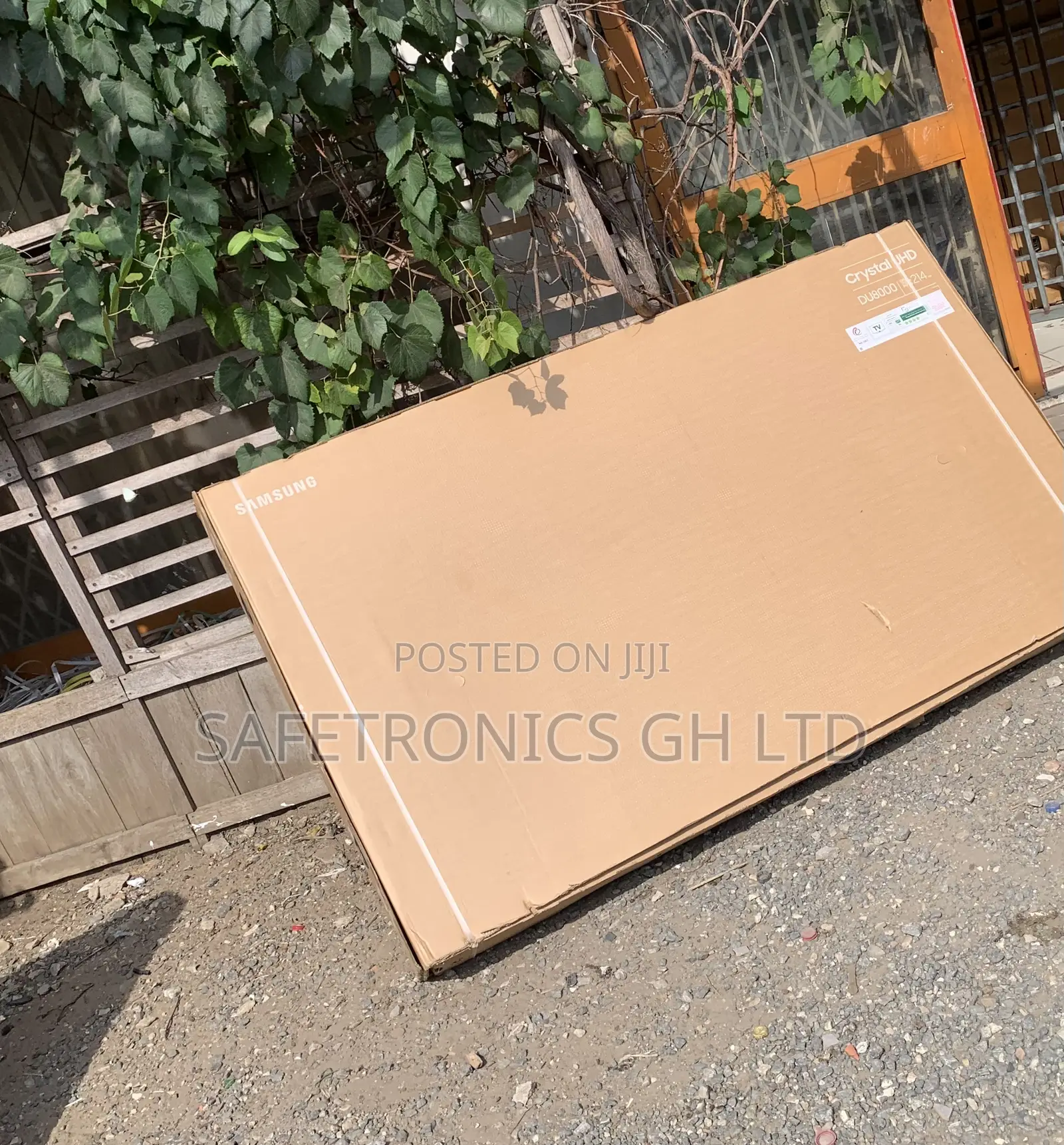 New Original Samsung 85′′ Crystal Uhd Smart Tv (Ua85du800uxly)