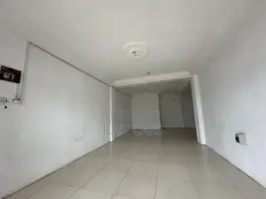 Single Large Shop/Office for Rent