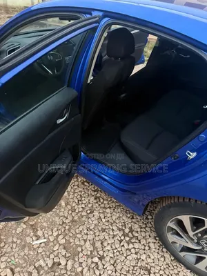 Honda Civic 2019 Blue