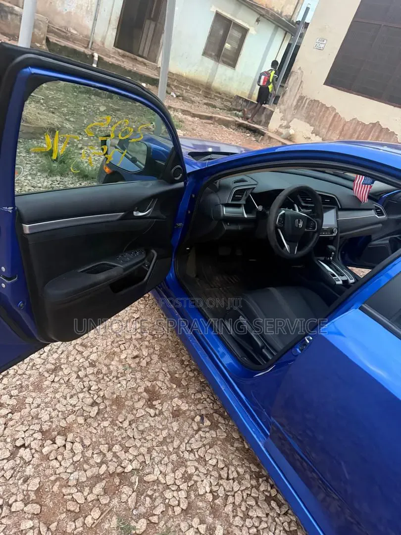 Honda Civic 2019 Blue