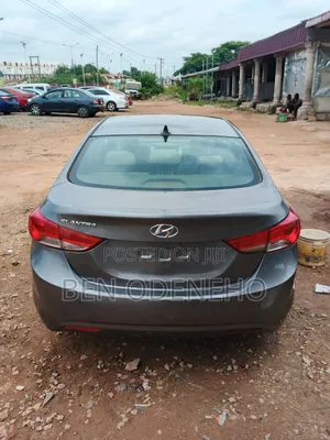 Hyundai Elantra 2013 Silver