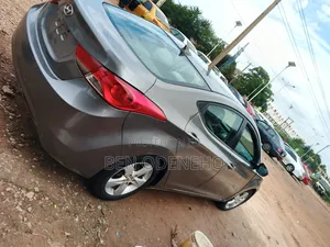 Hyundai Elantra 2013 Silver