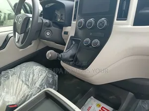 Toyota HiAce 2025 White