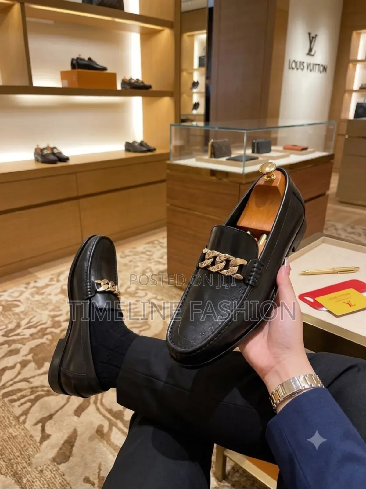 Louis Vuitton Business Class Black Leather Loafers