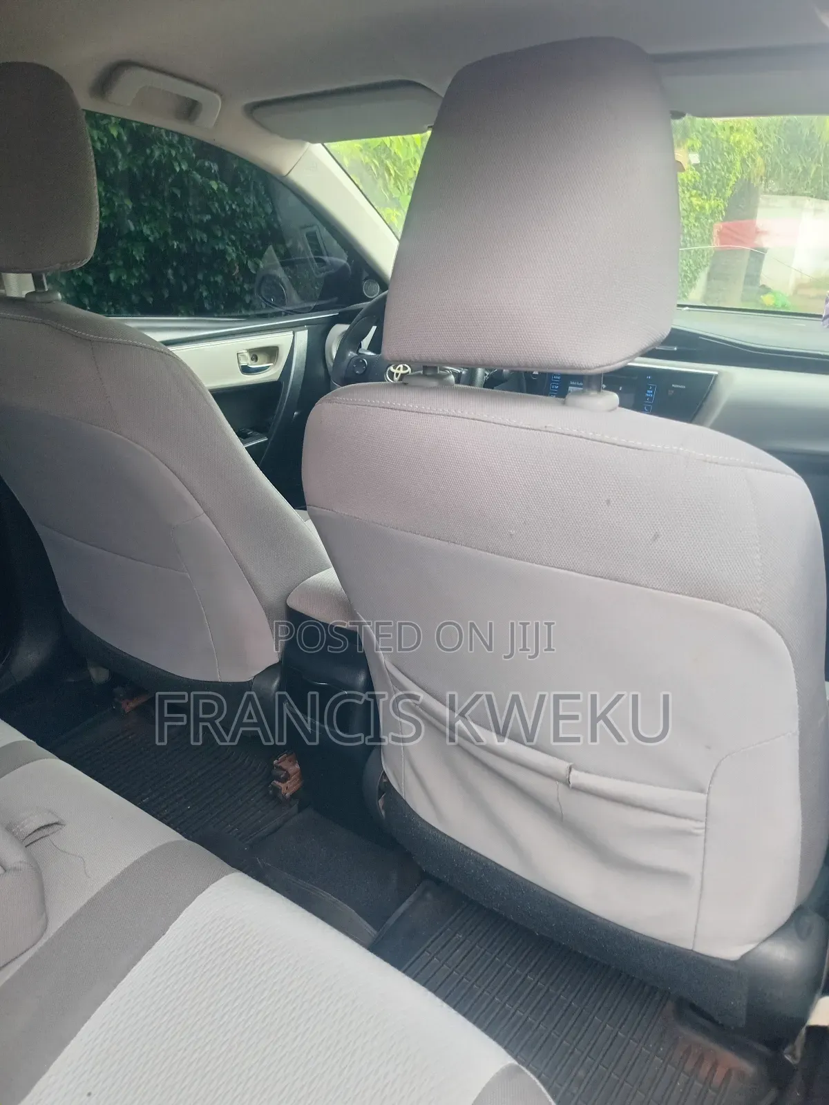 Toyota Corolla LE ECO w/Package 1 4dr Sedan (1.8L 4cyl CVT) 2017 Red
