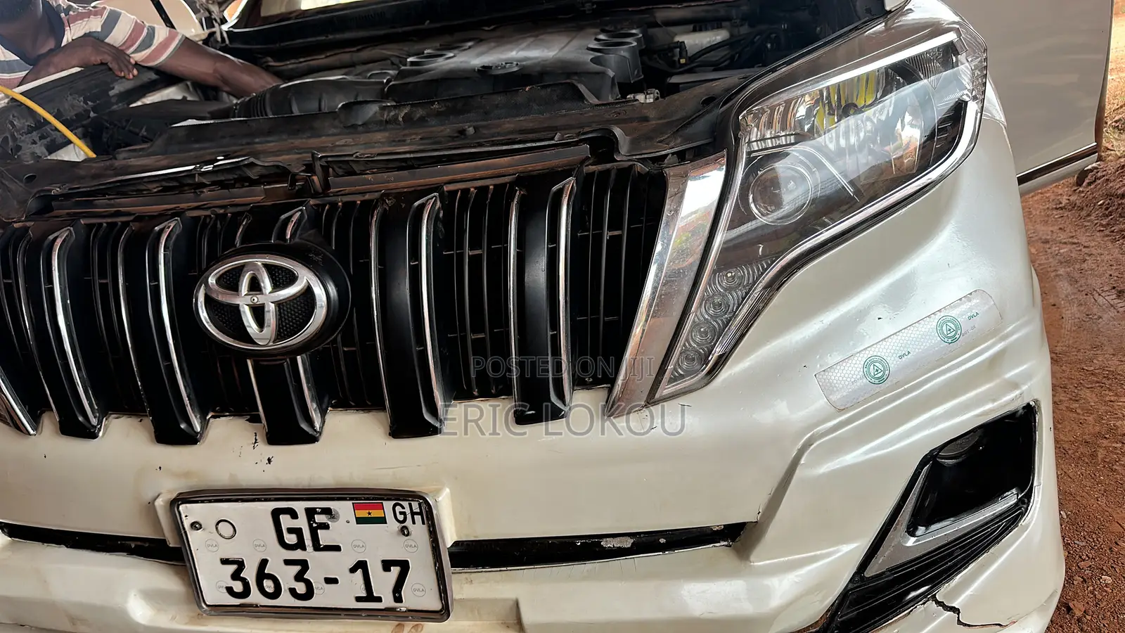 Toyota Land Cruiser Prado 4.0 Petrol TX-L 2012 White