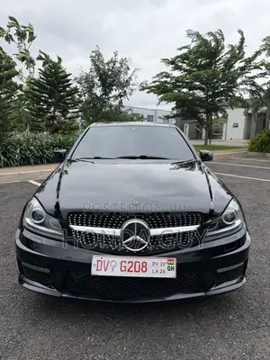 Mercedes-Benz C250 2013 Black