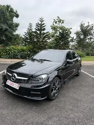 Mercedes-Benz C250 2013 Black