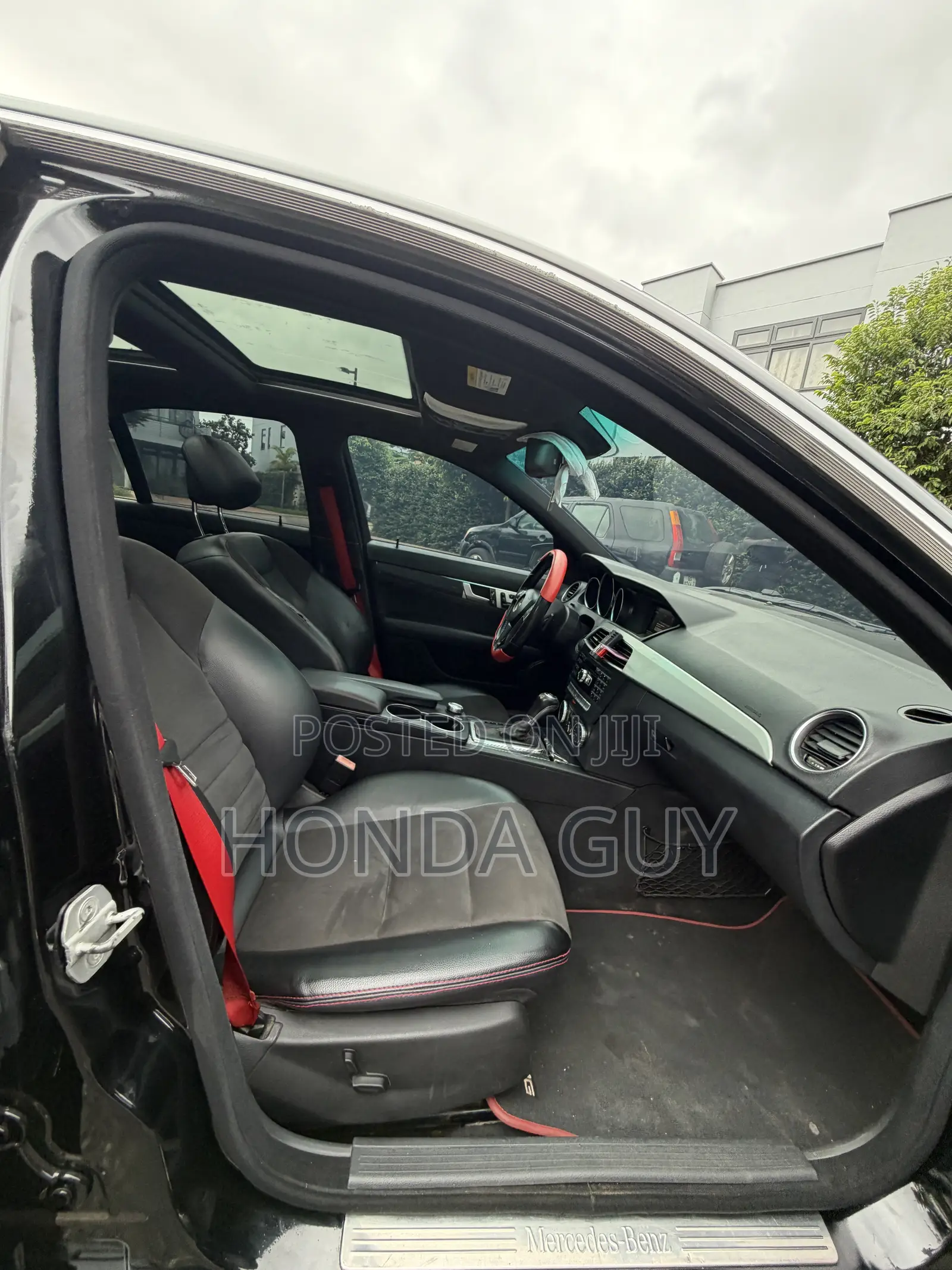 Mercedes-Benz C250 2013 Black