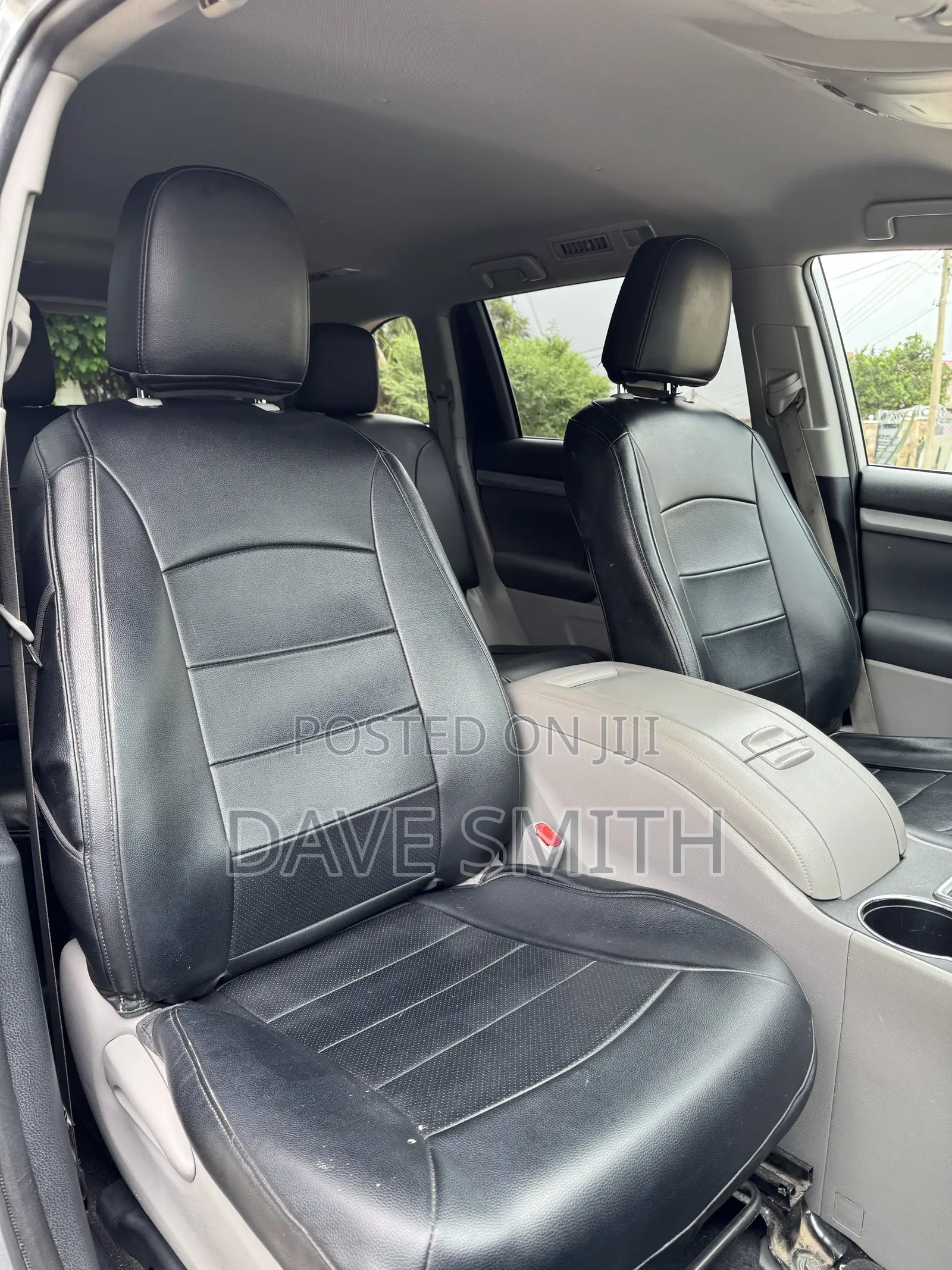 Toyota Highlander LE 2019 Silver