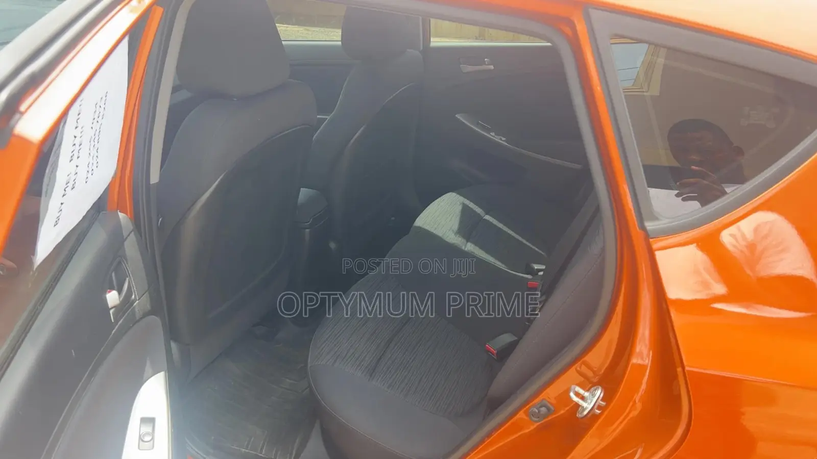 Hyundai Accent SE Hatchback 2017 Orange
