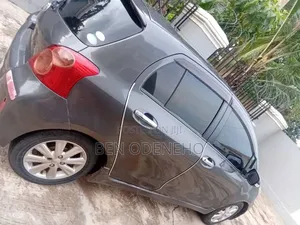 Toyota Vitz 2010 Black