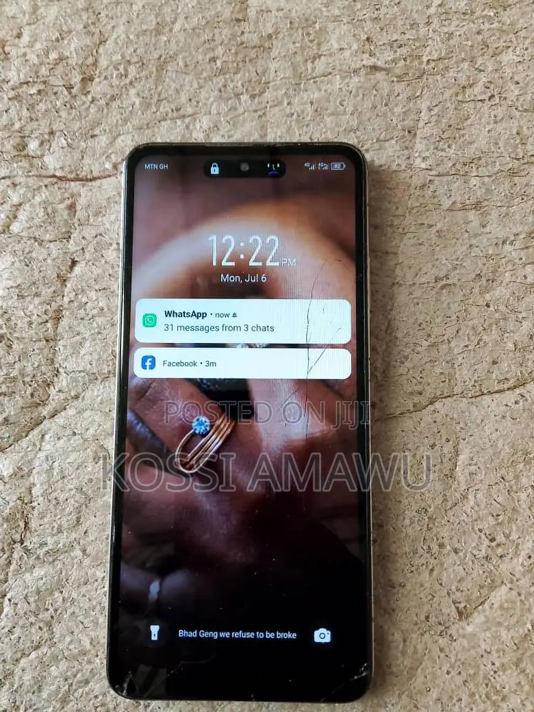 Infinix Smart 8 64 GB Gold