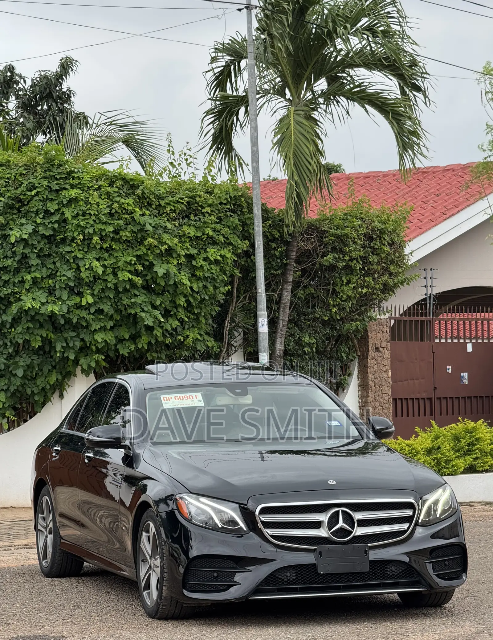 Mercedes-Benz E300 4Matic AWD Sedan (2.0L 4cyl 9A) 2017 Black