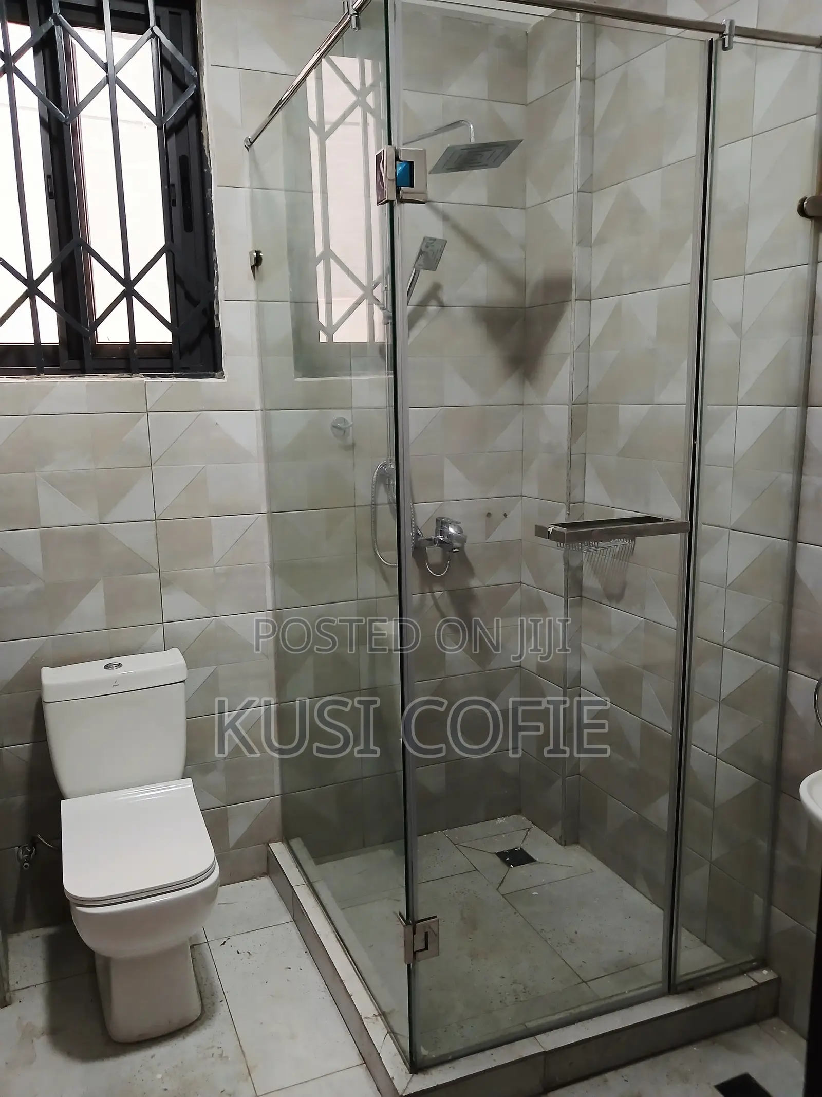 3bdrm Apartment in Asore Junction for rent