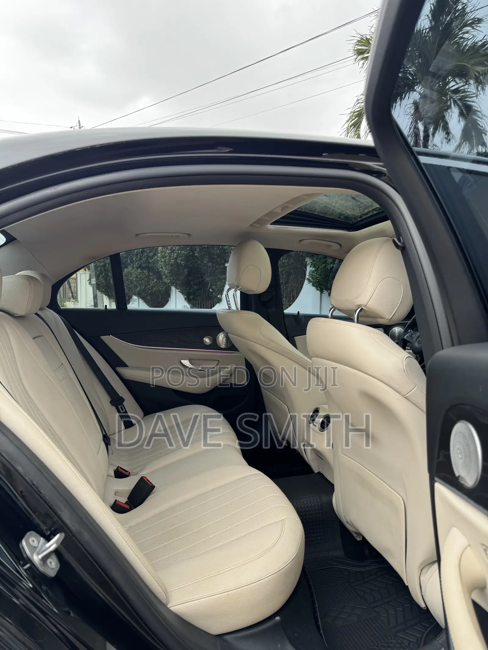 Mercedes-Benz E300 4Matic AWD Sedan (2.0L 4cyl 9A) 2017 Black