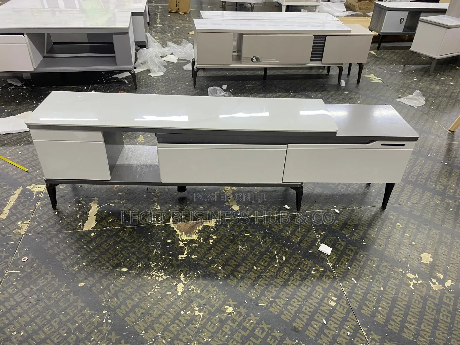 Tv Unit Modern Designed