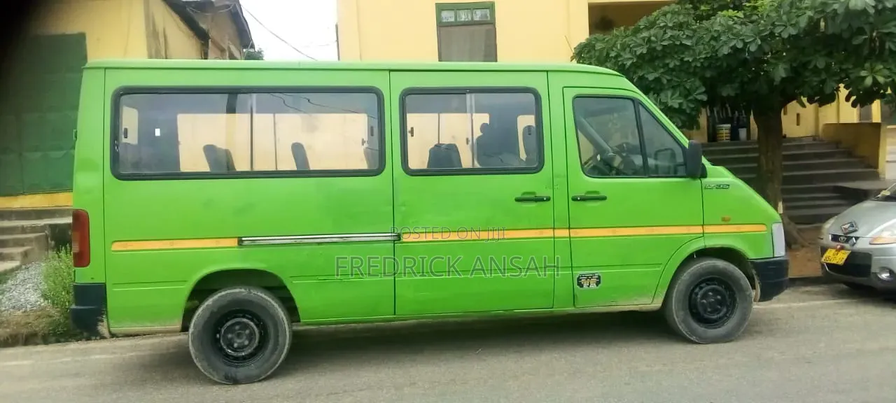 Volkswagen LT 2000 Green